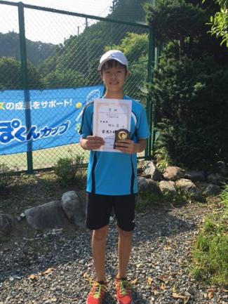 中学２年生の生徒がテニスの試合で再び準優勝！