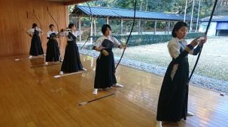 中学弓道部が東京都中学校弓道大会に出場しました。