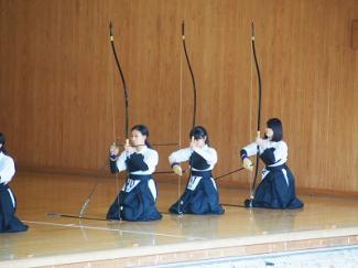 弓道部が第28回中学・高校弓道大会に参加しました