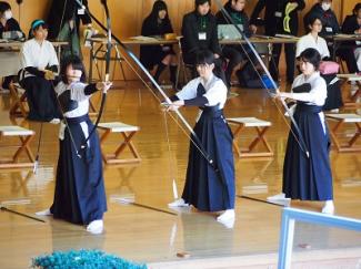 弓道部が全国私立高等学校弓道大会に出場しました